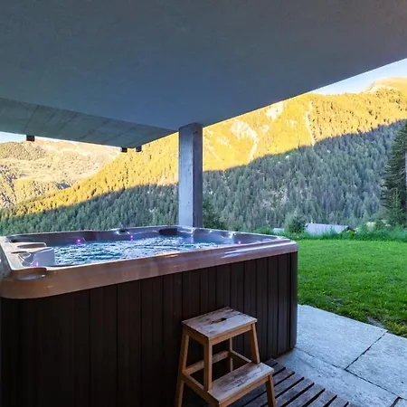 Fabulous Luxury Chalet W. Jacuzzi Sauna לה צומאז